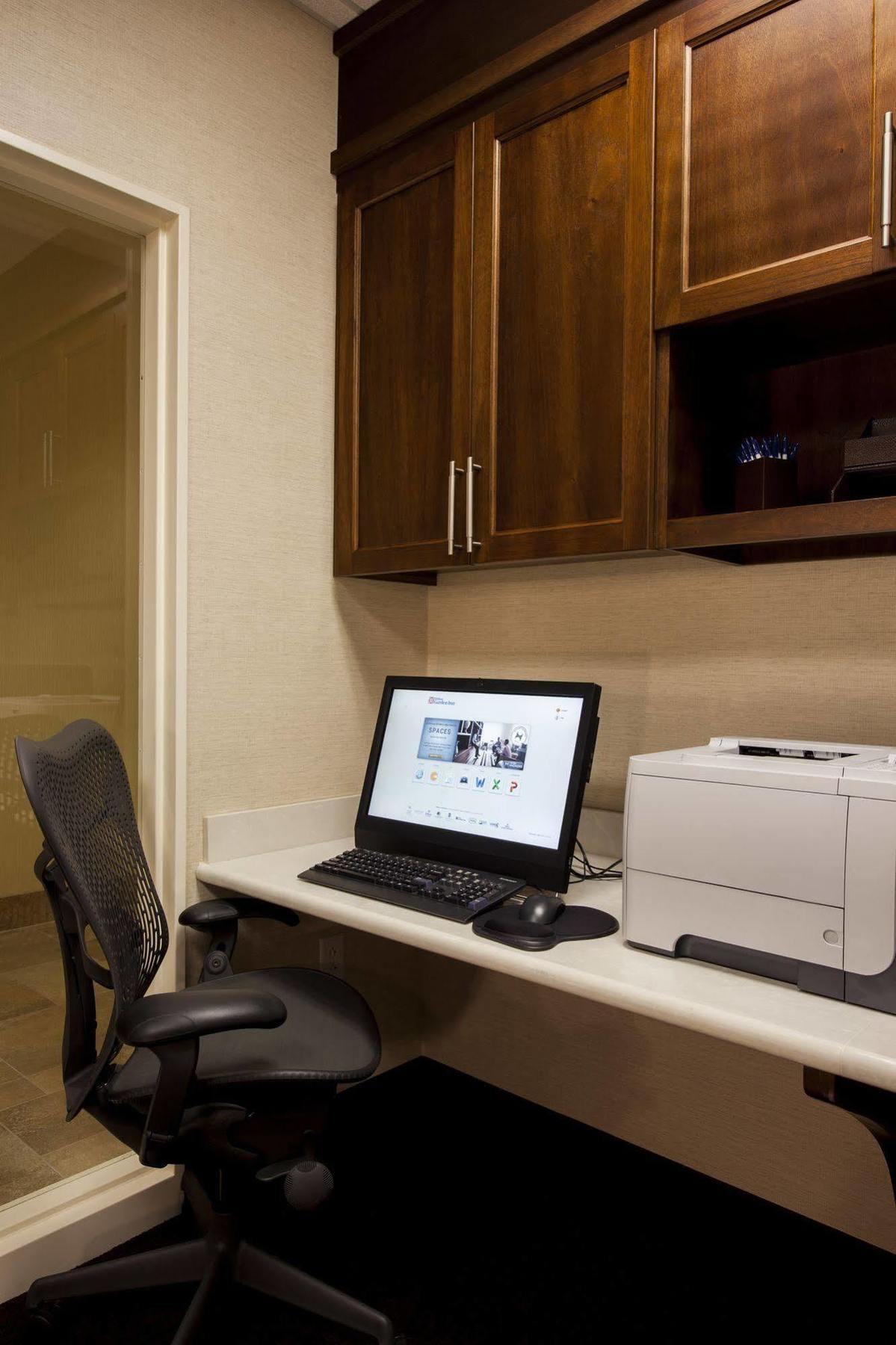 Hilton Garden Inn Valley Forge/Oaks Exterior foto