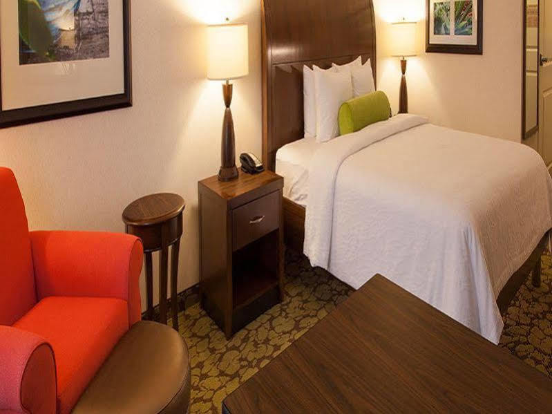Hilton Garden Inn Valley Forge/Oaks Exterior foto